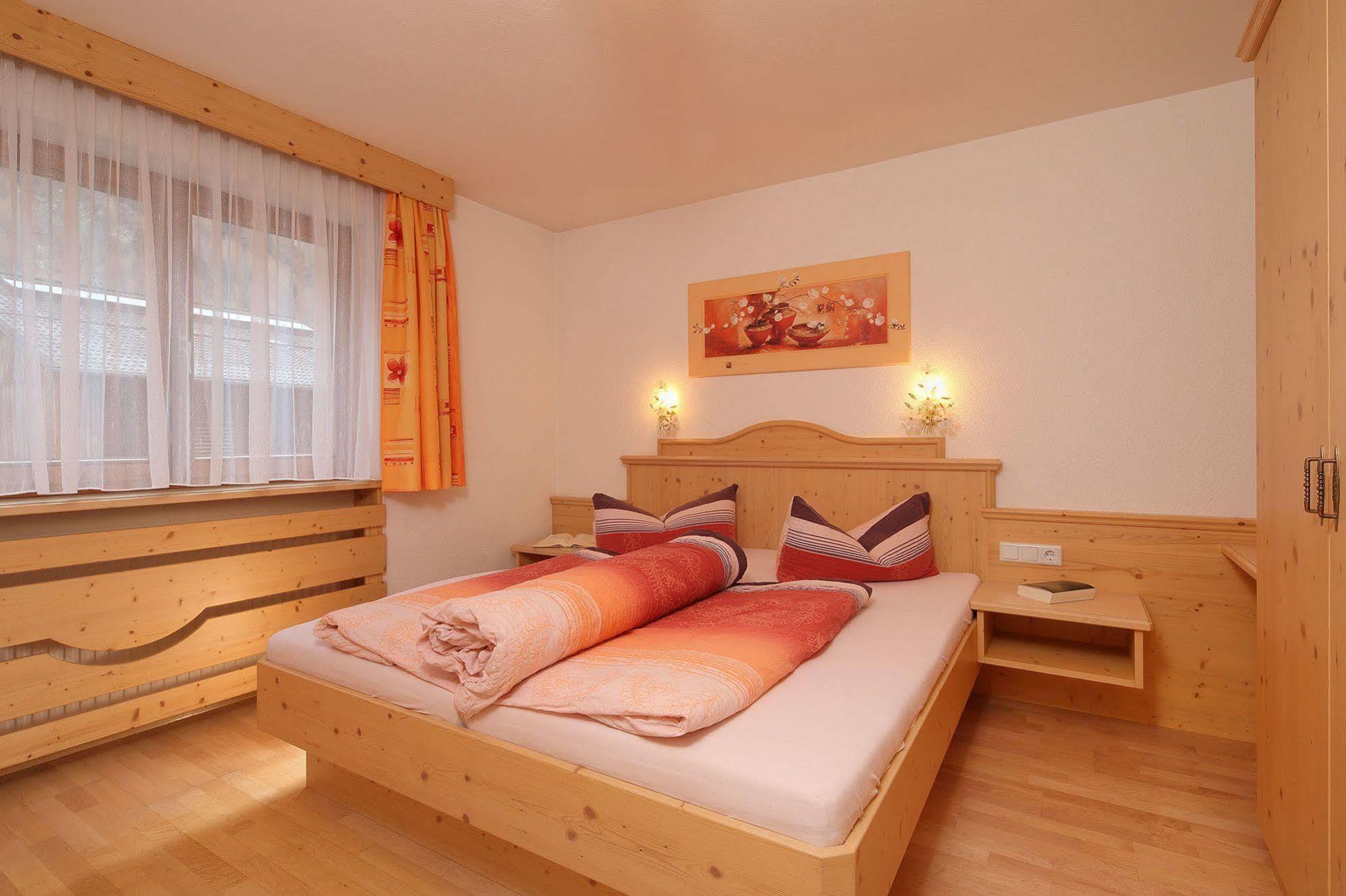 Gaestehaus Renate Längenfeld Kültér fotó